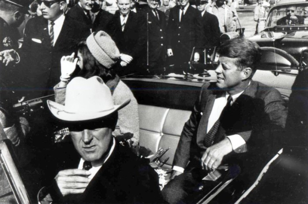 'JFK' director Oliver Stone still has questions about assassination