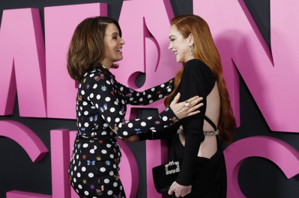 Lindsay Lohan supports 'Mean Girls' musical film at premiere