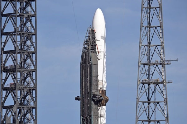 Blue Origin hopes weather improves for early Thursday morning launch of New Glenn rocket
