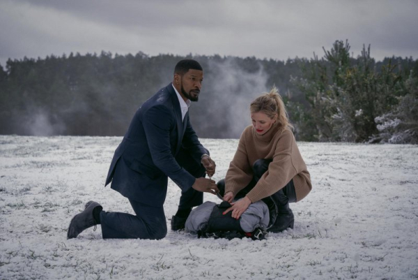 Movie review: Lazy jokes mar Diaz, Foxx in 'Back in Action'
