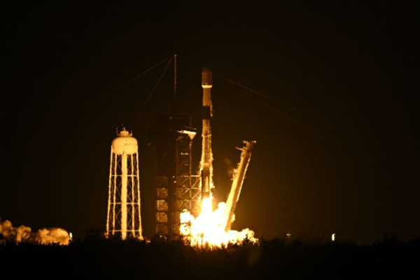 SpaceX to attempt landing booster off coast of Bahamas for first time
