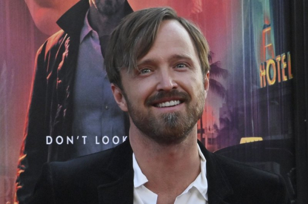 'Ash' stars Aaron Paul, Eiza Gonz&aacute;lez disagree about going to space