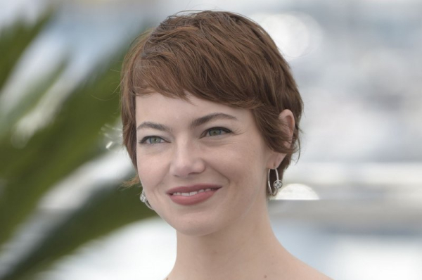 Jesse Plemons kidnaps Emma Stone in 'Bugonia' trailer