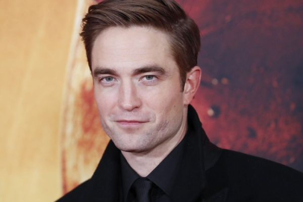Matt Reeves, Mattson Tomlin finish script for 'Batman' sequel
