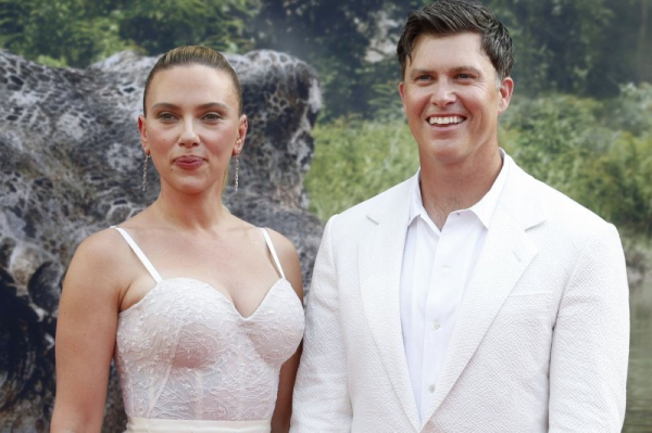 Scarlett Johansson, Colin Jost step out at 'Jurassic World' premiere