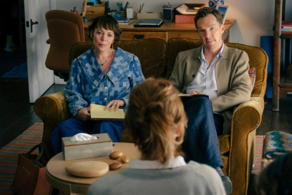 Movie review: 'The Roses' gives scathing new take on 'War' of divorce