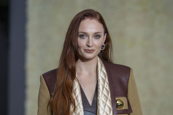 Sophie Turner says kissing Kit Harington for new film was 'vile'