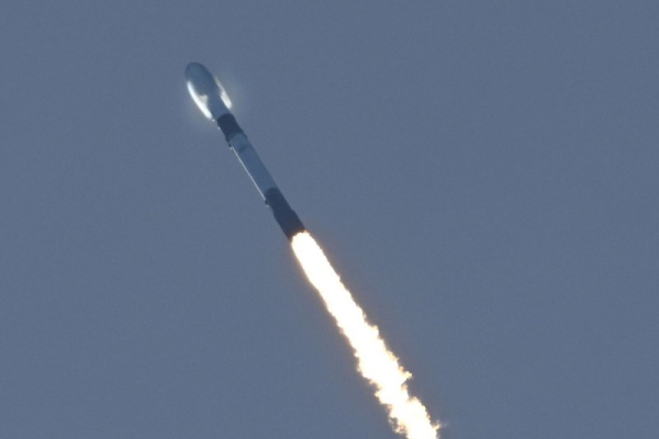 SpaceX sets record with 30th Falcon 9 spaceflight