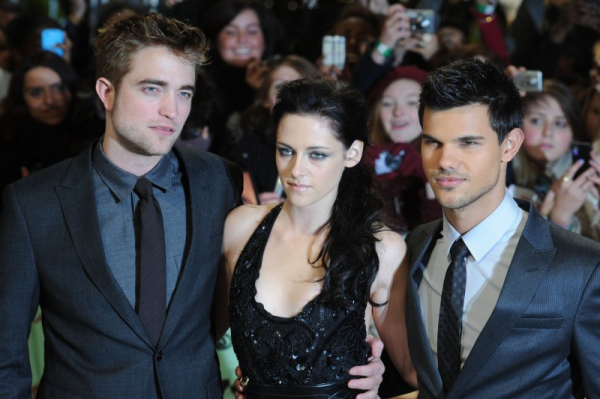 'Twilight' heading back to theaters this October