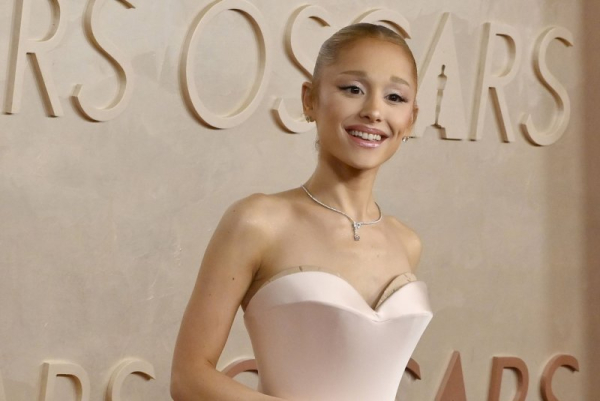 Ariana Grande becomes 'Glinda the Good' in 'Wicked: For Good' trailer