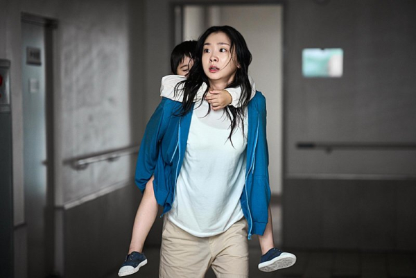 Korean mom tries to survive 'Great Flood' in teaser for Netflix film