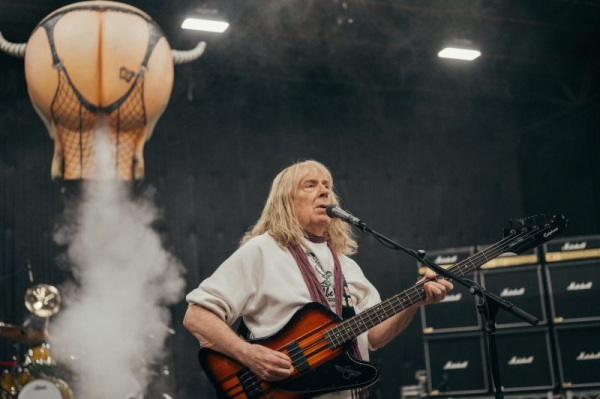 Movie review: 'Spinal Tap II' a fun reunion with some new energy