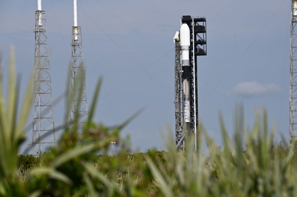 SpaceX launches 28 Starlink satellites from Cape Canaveral