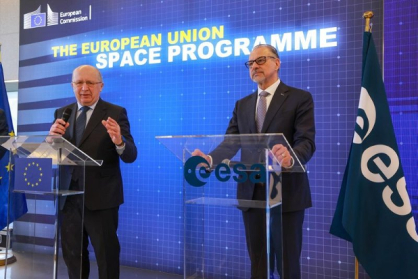 Airbus, Leonardo and Thales aim to lead European space efforts Airbus, Leonardo and Thales aim to lead European space efforts