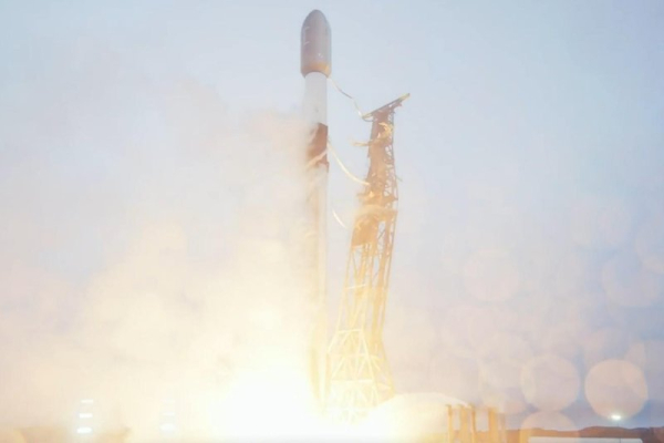 SpaceX launches 28 more Starlink satellites from California SpaceX launches 28 more Starlink satellites from California