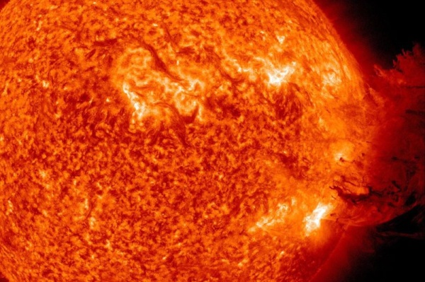 2025's strongest solar flare triggers global radio blackout