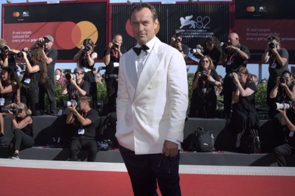 Jude Law plays young Putin in 'Wizard of the Kremlin' trailer