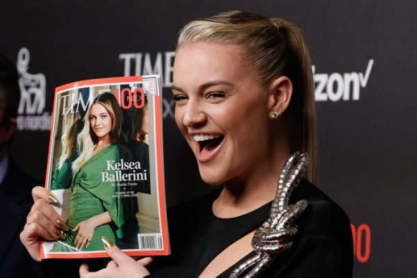 Rachel Zegler, Gaten Matarazzo to star in Lin-Manuel Miranda's 'Octet' Rachel Zegler, Gaten Matarazzo to star in Lin-Manuel Miranda's 'Octet'