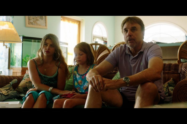 Kevin Nealon plays it straight in horror-comedy 'Mermaid' Kevin Nealon plays it straight in horror-comedy 'Mermaid'