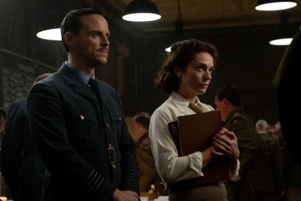 Condon, 'Pressure' co-star Fraser weathered '23 awards season together Condon, 'Pressure' co-star Fraser weathered '23 awards season together