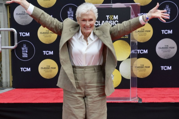 Glenn Close, Ridley Scott to receive honorary Oscars Glenn Close, Ridley Scott to receive honorary Oscars