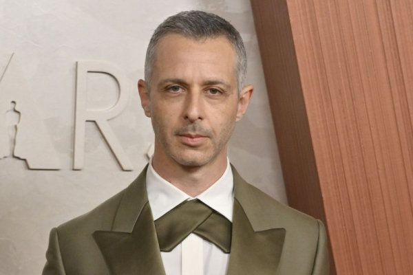 Jeremy Strong plays Mark Zuckerberg in 'The Social Reckoning' teaser