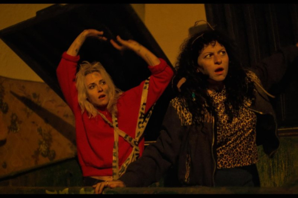 Kristen Stewart, Alia Shawkat dumpster dive in 'Wrong Girls' pics