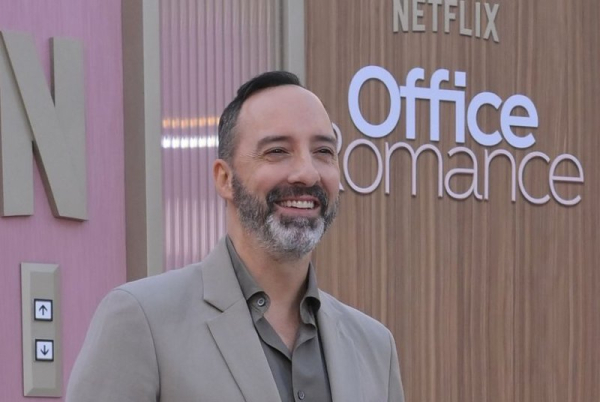 'Office Romance' reminded Tony Hale of Vogue temp job